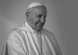 Huelva se suma a las condolencias por la muerte del Papa Francisco: «Fue un testimonio de entrega, humildad y amor a los más necesitados»