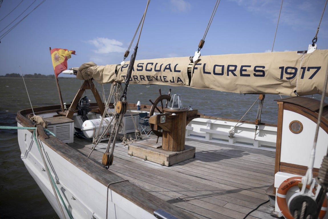 Imágenes de la llegada a Huelva del Galeón Andalucía