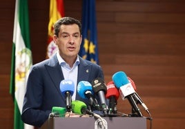 Juanma Moreno resalta que la conexión por AVE entre Sevilla, Huelva y Faro es «una deuda con el sur de la Península Ibérica»