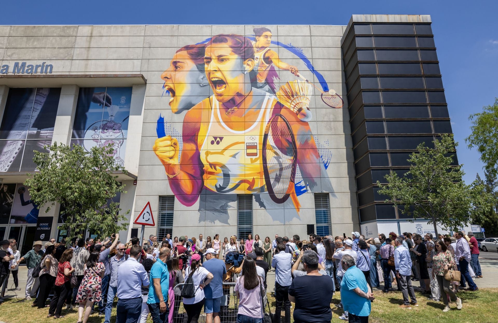 El mural de Carolina Marín, en imágenes