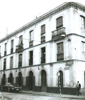 Imagen secundaria 2 - Tres imágenes del Teatro Mora
