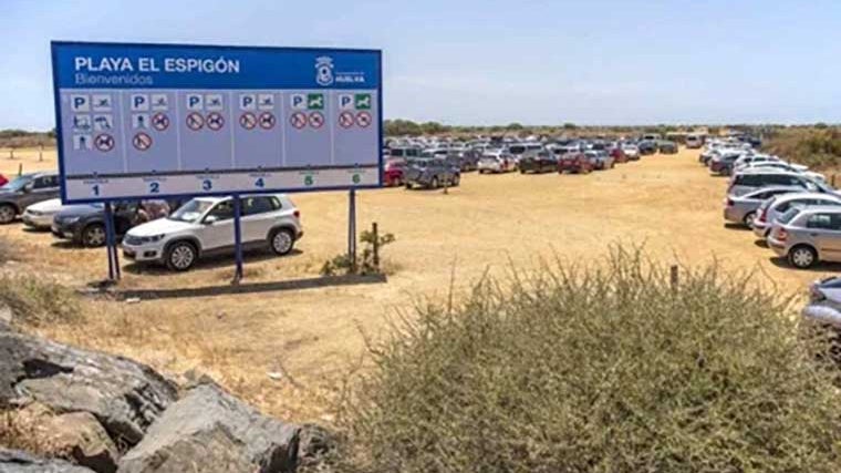 Aparcamiento de la playa del Espigón