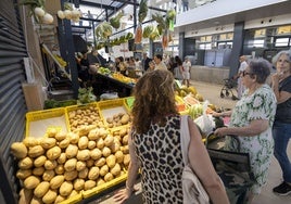 La esperada reapertura del Mercado de San Sebastián, en imágenes