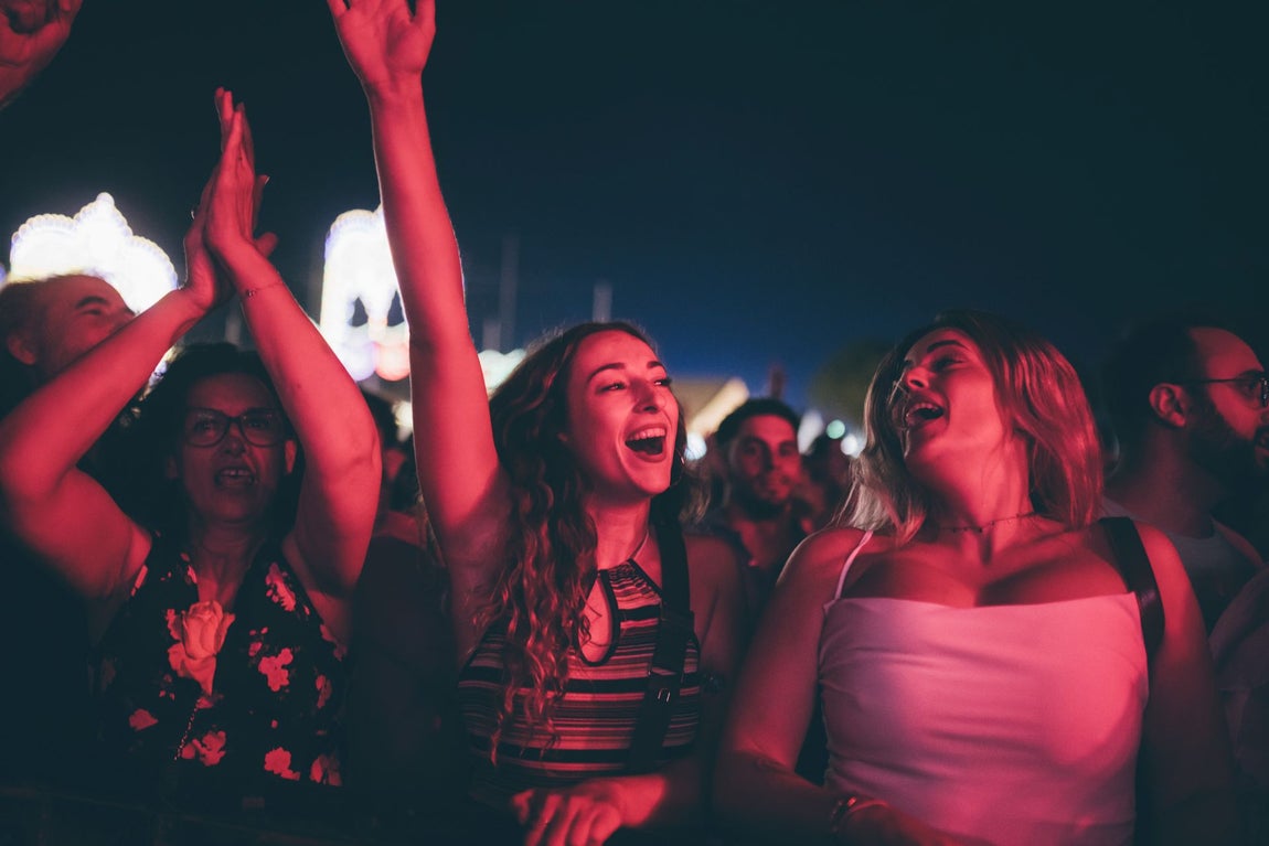 Todas las imágenes del ambiente y los conciertos de Rulo y Siloé en las Colombinas de 2025