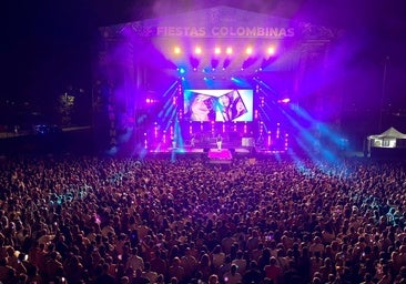 «Nunca hubo tanta gente en un concierto»: el recinto colombino se quedó pequeño para Antoñito Molina