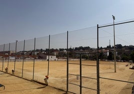Adjudicado el contrato para la instalación de césped artificial en el campo de fútbol Cristo Pobre de Huelva