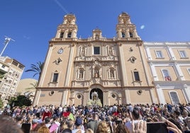 Huelva arropó a la Virgen de la Cinta en un extraordinario amanecer del día de la patrona