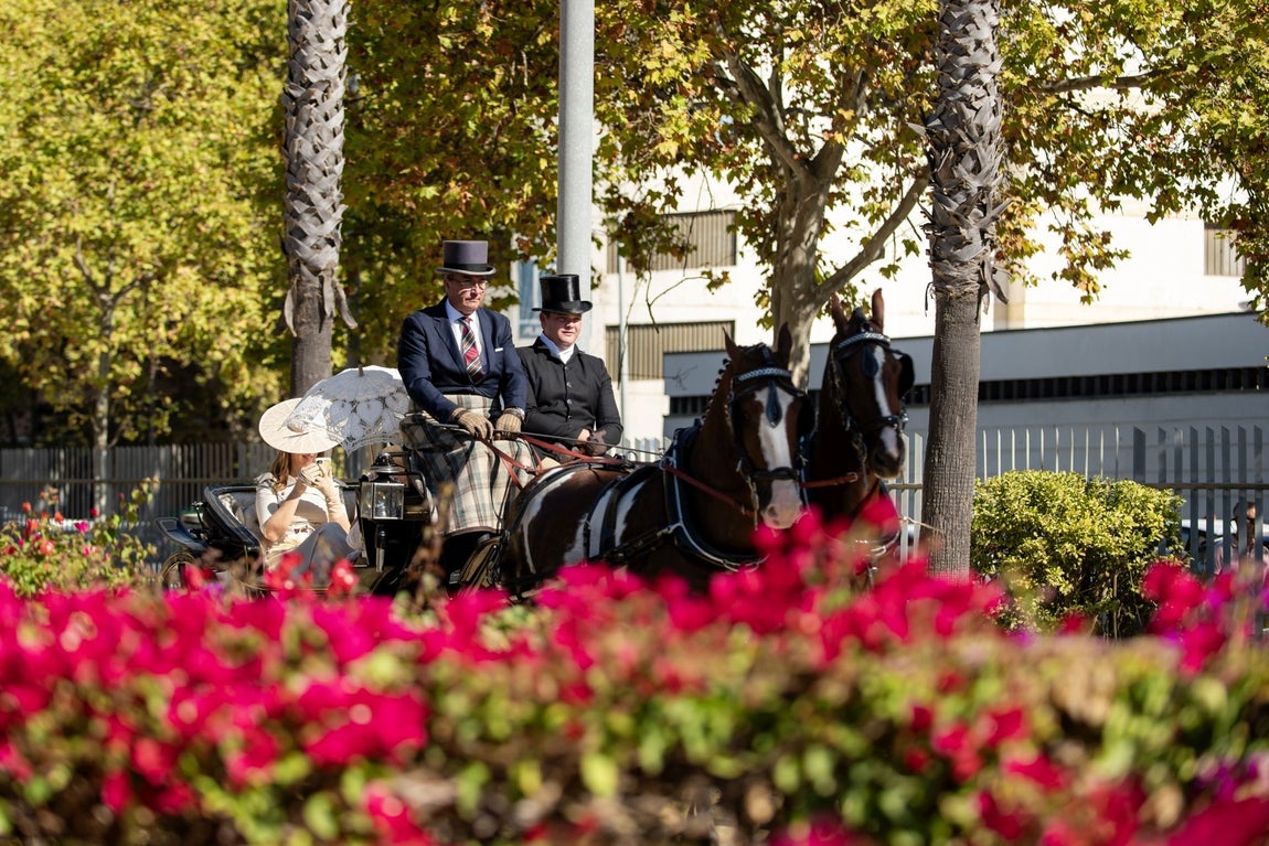 Las mejores imágenes del paseo de enganches de la Feria del Caballo de Huelva