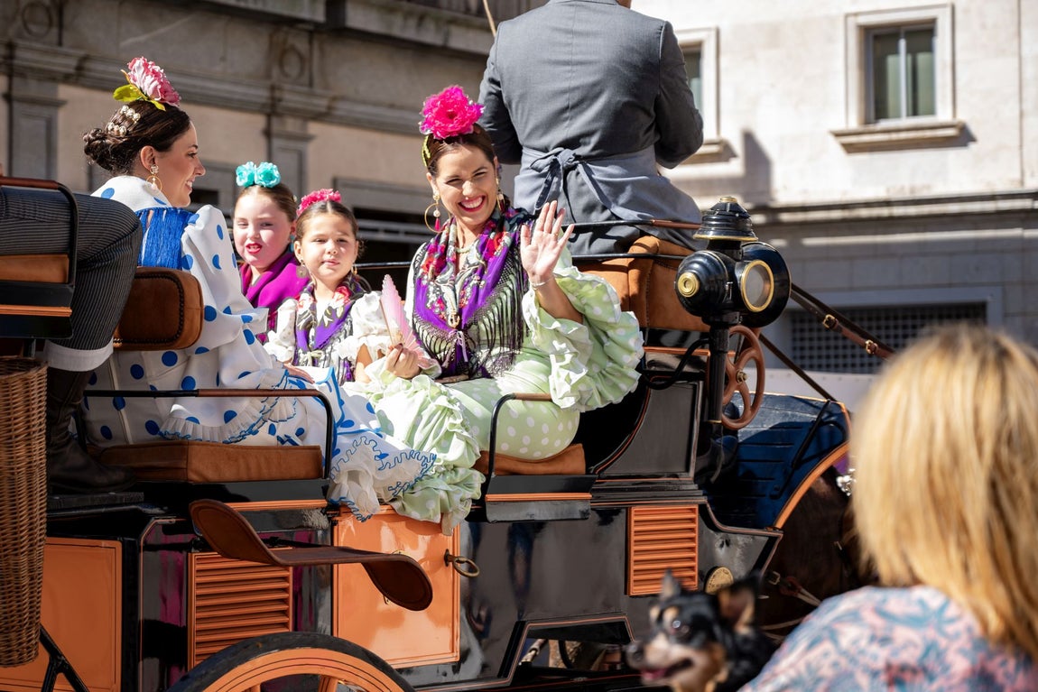 Las mejores imágenes del paseo de enganches de la Feria del Caballo de Huelva
