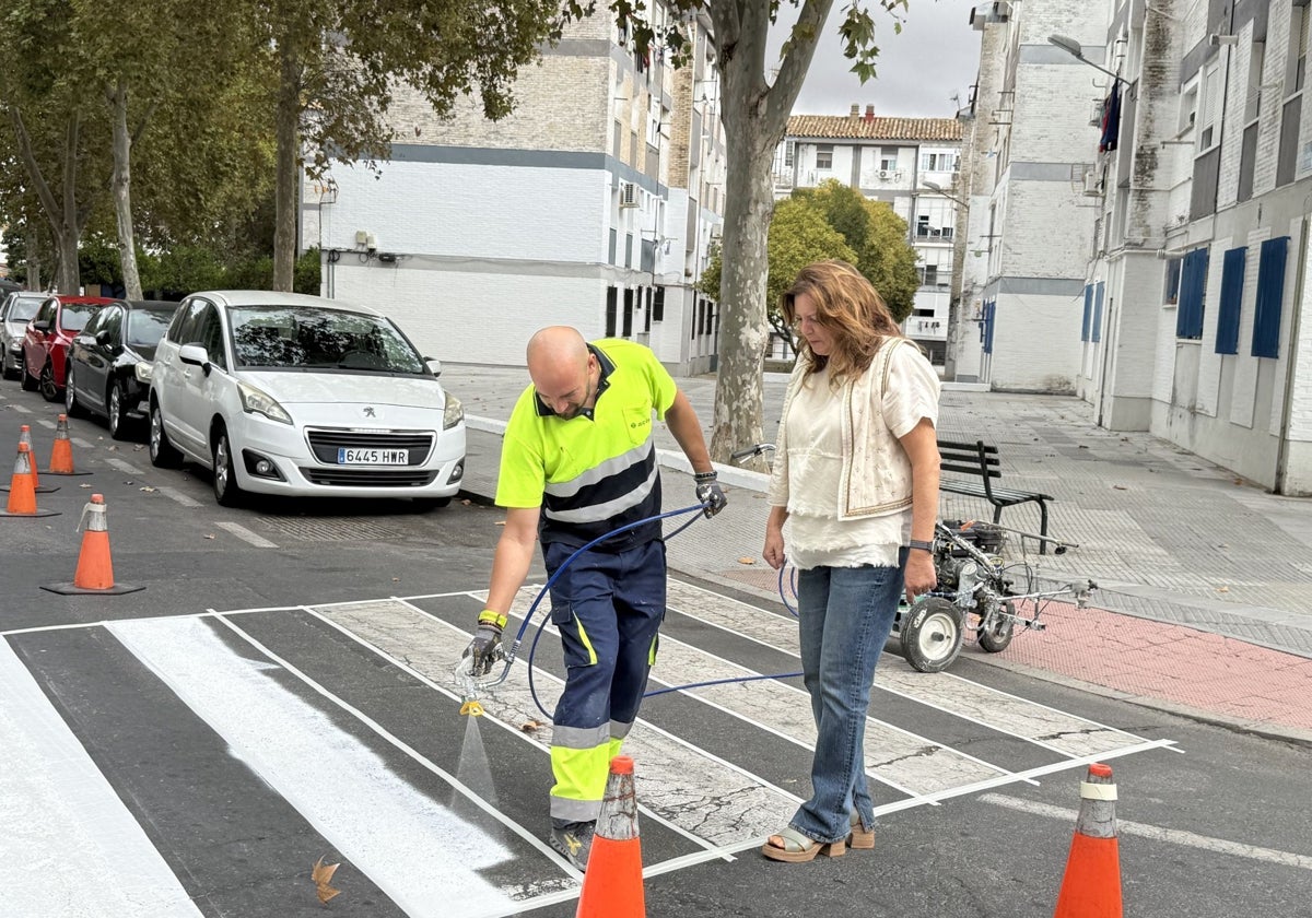 Entre el lunes y hoy martes se han llevado a cabo las tareas en la calle Ruiz de Alarcón de La Hispanidad