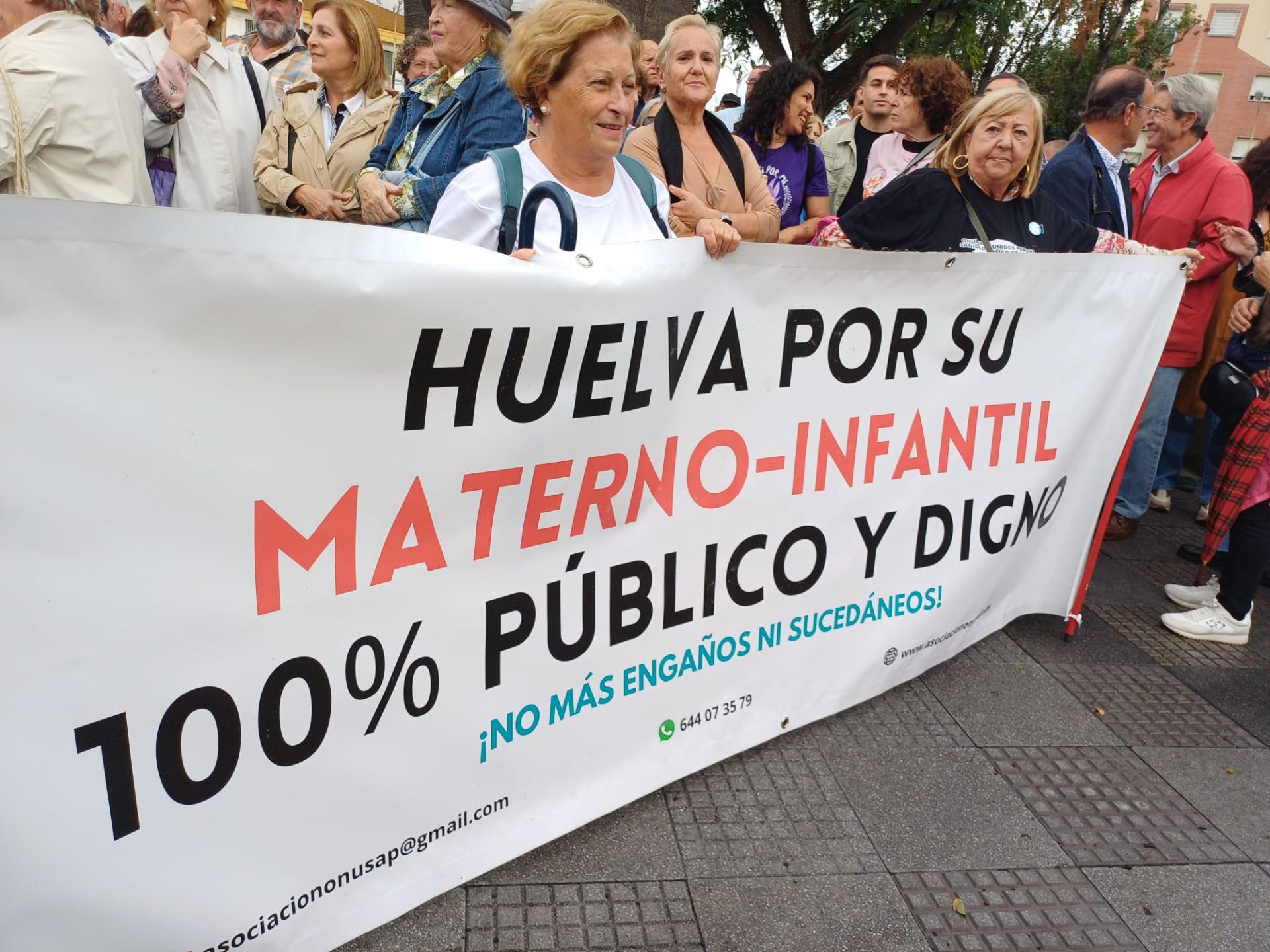 Las imágenes de la nueva manifestación por la sanidad pública de Huelva