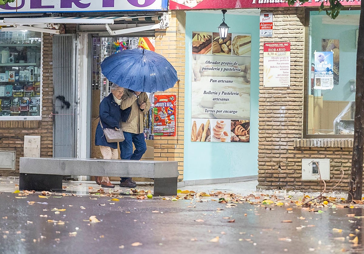 Lluvia, esta mañana, en Huelva capital