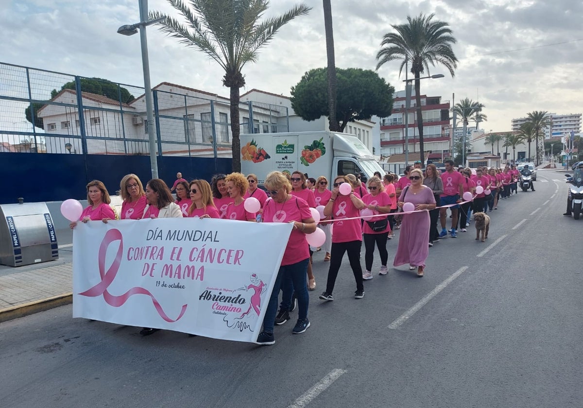 Marcha por el Día Mundial Contra el Cáncer de Mama