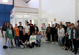 Un grupo de estudiantes de Huelva conocen de primera mano el voluntariado con personas migrantes