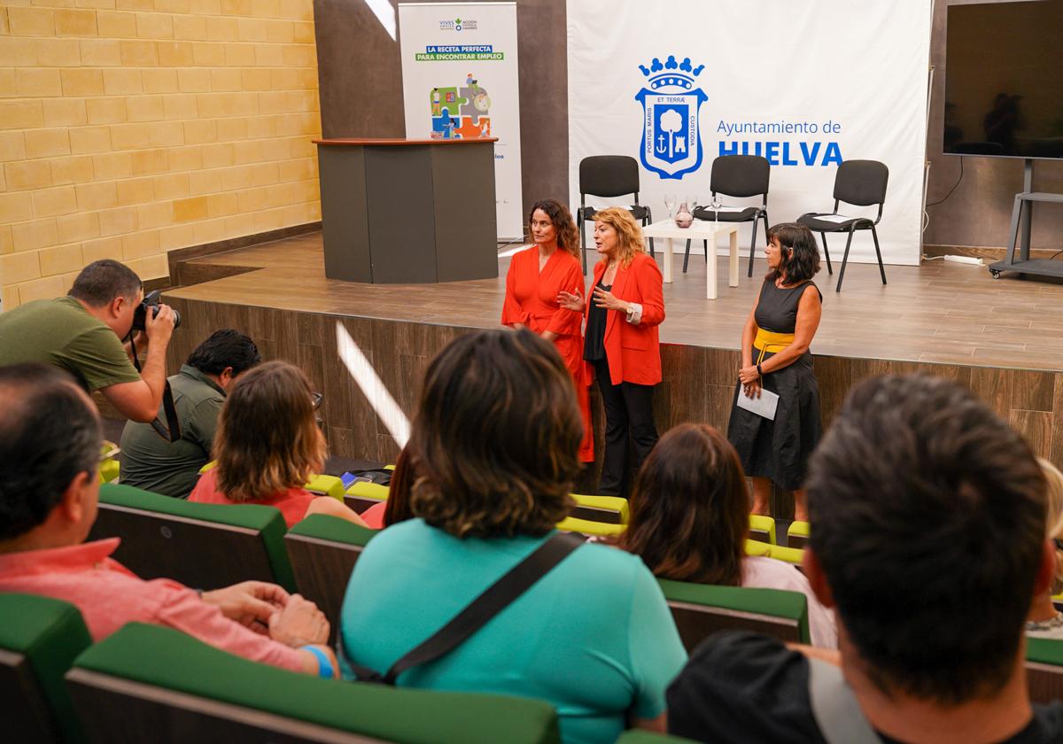 El Ayuntamiento y Acción Contra el Hambre reeditan el programa Vives Emplea Saludable tras alcanzar una inserción laboral del 37%