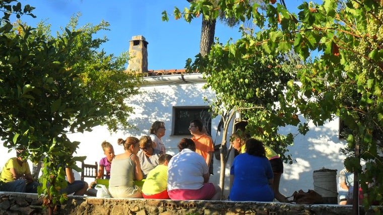 La Asociación Matilde: Una labor diaria por la recuperación de los huertos mineros