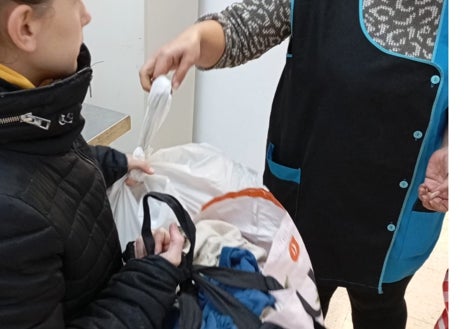 Imagen secundaria 1 - Más de tres décadas tejiendo segundas oportunidades desde ASPREATO Huelva