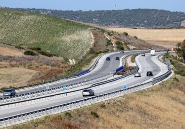 La DGT explica el significado de la nueva señal que podrás ver en las carreteras este verano