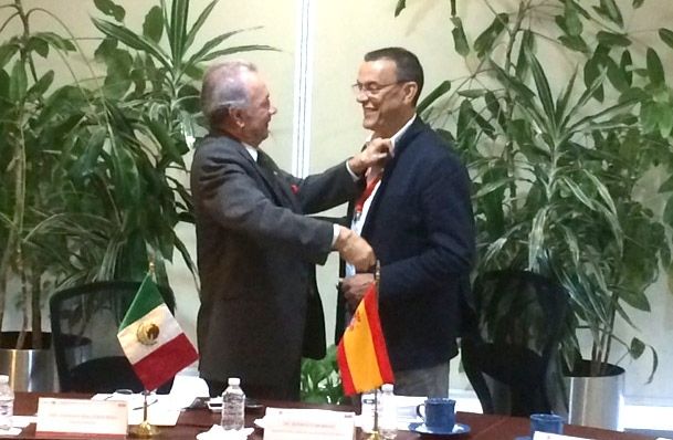 Caraballo viaja a México en busca de inversiones para la provincia
