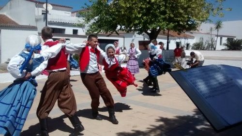 El Andévalo y la Sierra bailan a ritmos siberianos y polacos