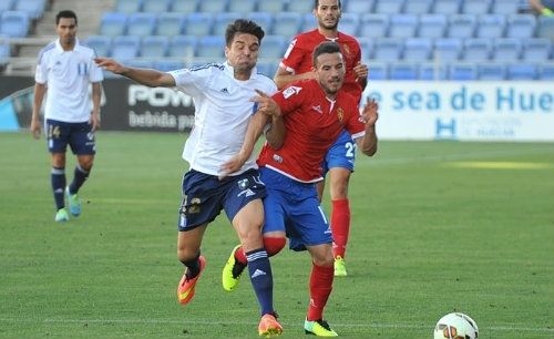 El Recre necesita dinero con urgencia y negocia el traspaso de Toño al Levante