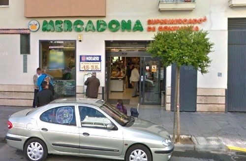 El Mercadona de Adoratrices e Hipercor, el súper más barato y el más caro de Huelva