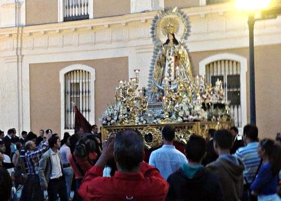 La Virgen de la Merced celebra en la calle su festividad y la pertenencia a los Judíos
