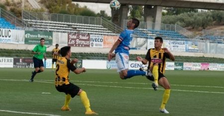 Maxi prolonga el maleficio del San Roque en Lucena (2-1)