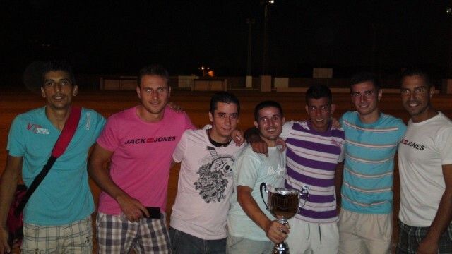 El San Sivestre gana en los penaltis el torneo de la feria de Villanueva de los Castillejos