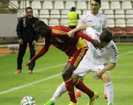 A centrarse en la Liga (2-1)