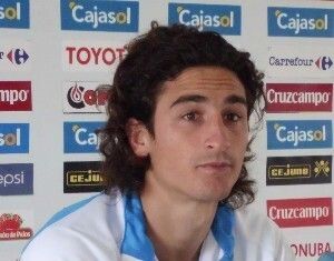 Lamas firma su renovación por un año