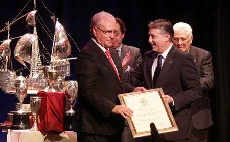 Isabelo Ramírez: 'A Braulio lo tendría en el Muelle del Tinto descargando sacos'