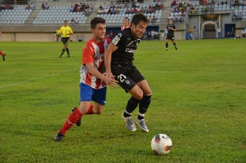 Juan Villar ejecuta una noche mágica de la cantera (0-2)