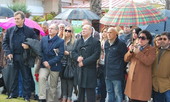 Homenajean a los marineros fallecidos en el naufragio del pesquero ‘Begoñita y Pinito’, hace 40 años