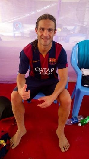 Pajón vive una “experiencia inmejorable” en la conquista de la Copa Lagos con el FC Barcelona