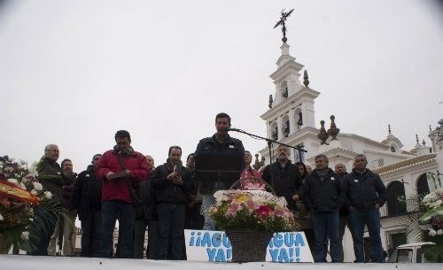 Más de 4.000 vehículos agrícolas reivindican una solución para los regadíos del Condado