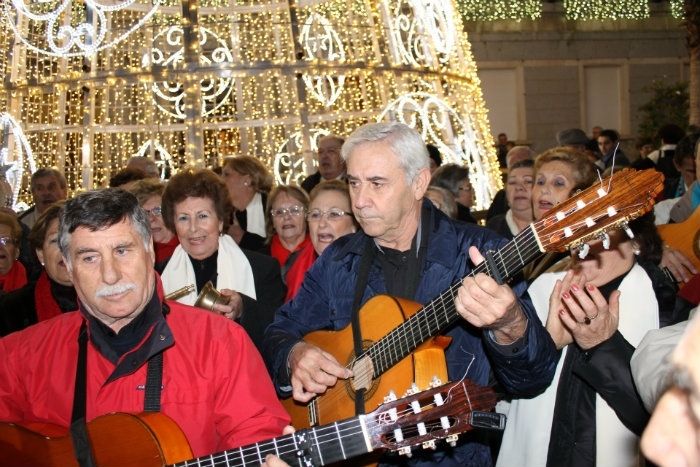 El Mercado Navideño Hebreo abre sus puertas en la Casa Colón y la plaza del Punto