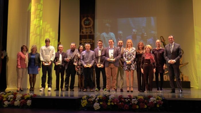Moguer reconoce la gran labor de Ventura Vivas en su Gala del Deporte