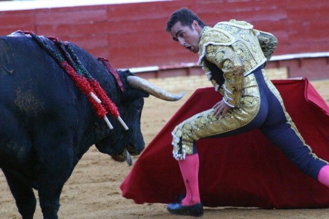 Generosidad de la presidencia en una tarde aburrida