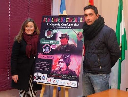 ‘El Sheriff’ y Juan Carlos Aragón, en el ciclo de conferencias de carnaval de San Juan del Puerto