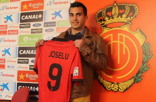 Joselu llega al Mallorca con 'toda la ilusión' para 'disfrutar al máximo'