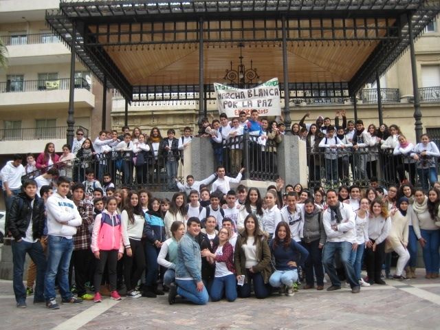 Del Conquero al corazón de Huelva por una sociedad sin violencia