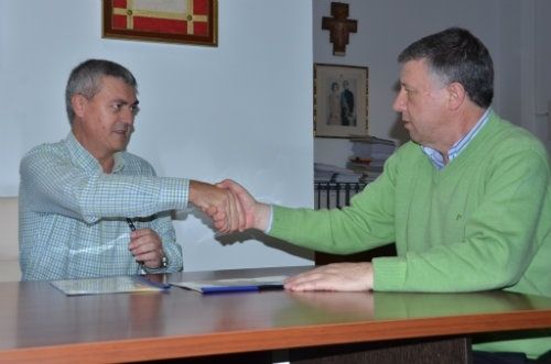 El Ayuntamiento de Palos firma tres convenios de colaboración con clubes de fútbol y baloncesto