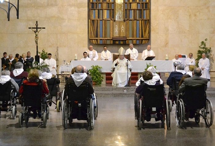 La Virgen de Fátima, con los enfermos