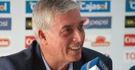 De la Corte: 'Si es verdad que han pedido 20 millones para vender el Recre me parece una barbaridad'