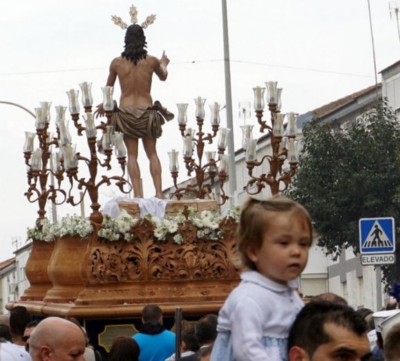 Último desfile de esplendor en el barrio 