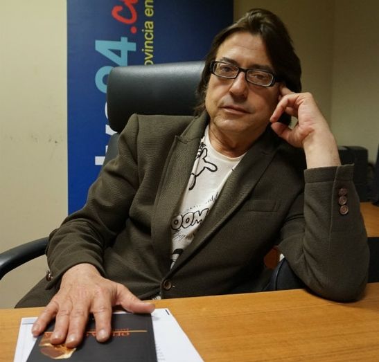 ‘Oferta callada’: Anatomía poética del amor, desamor y rencor de Javier Berrio