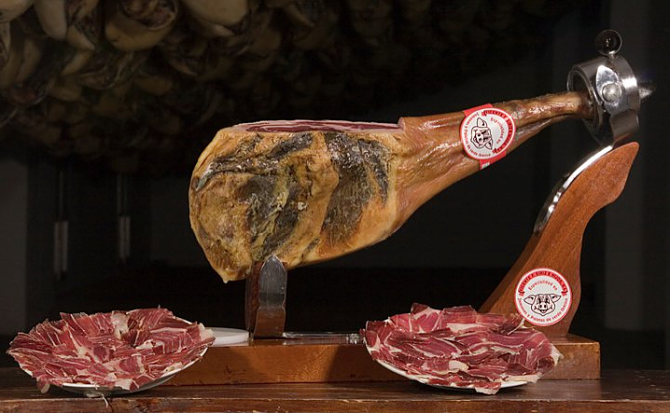 Jamones Eíriz Jabugo logra las Tres Estrellas de Oro en el Great Taste del Reino Unido