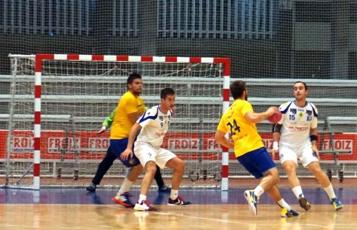 Un PAN Moguer por debajo de su nivel comienza la fase con derrota ante Cisne (31-24)
