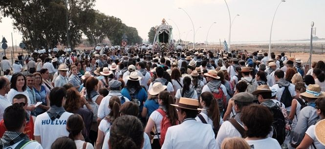 Huelva en multitud hacia las arenas